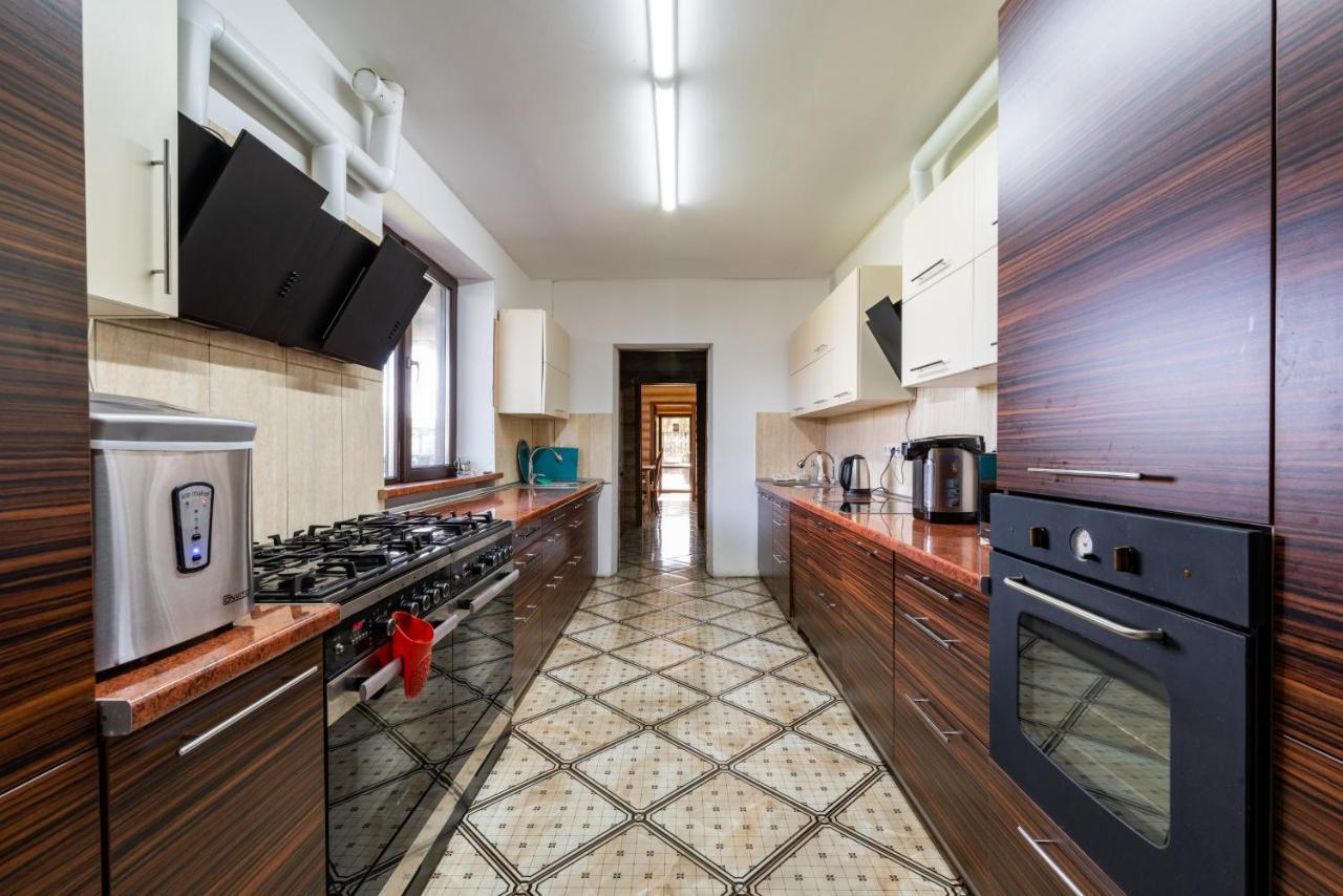 Отель Good Zone Zanaroch Экстерьер фото
